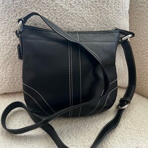 Vintage Coach Soho Leather Swingpack Small Crossbody Bag Y2K